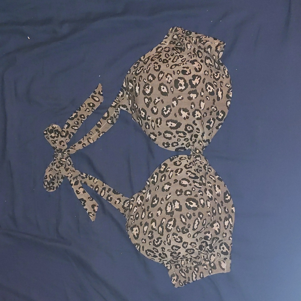 Leopard print bikini top